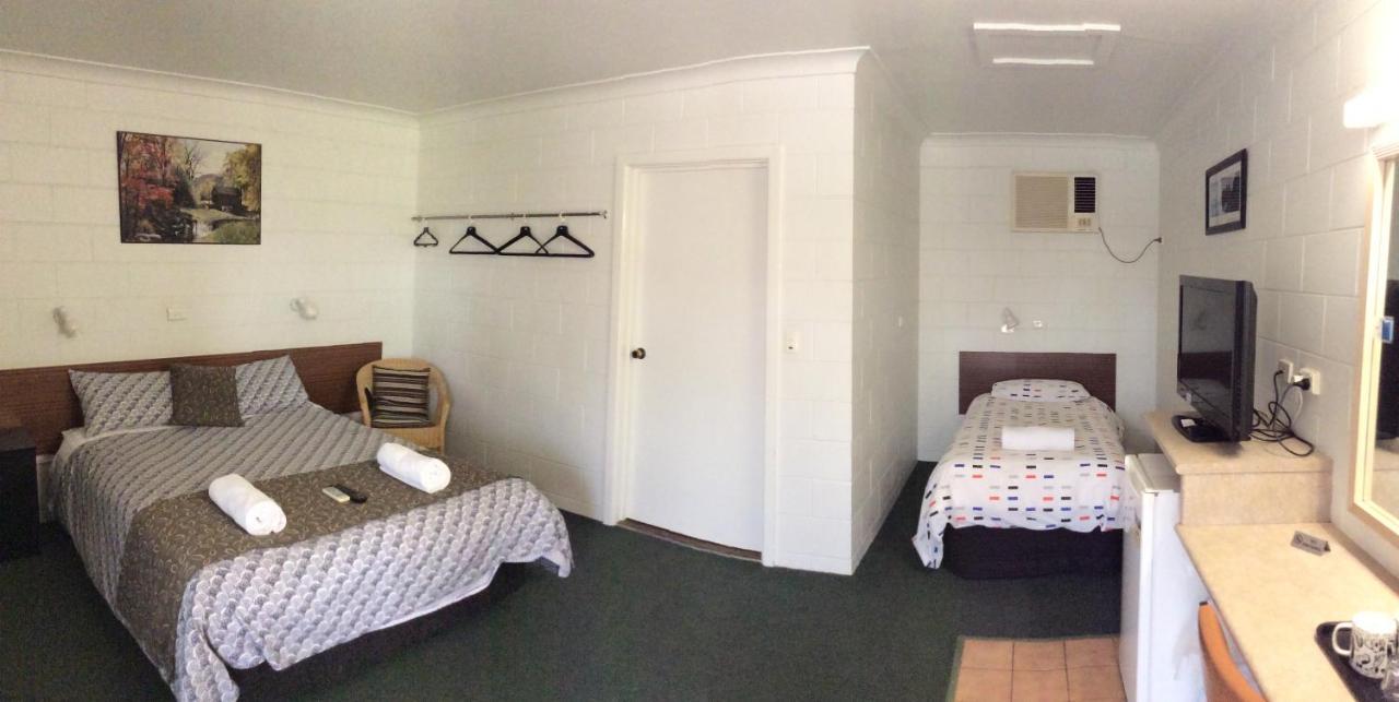 Cross Roads Motel Cobar Dış mekan fotoğraf